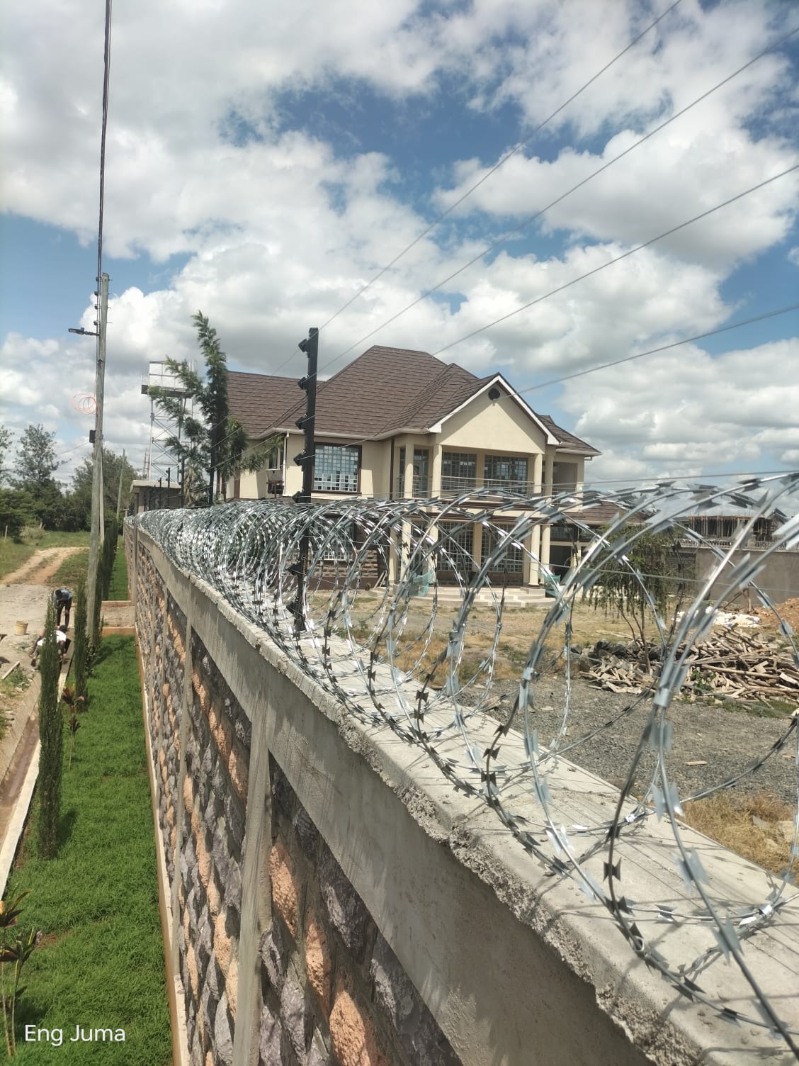 Electric Fence (100×100 Plot) – Standard Package