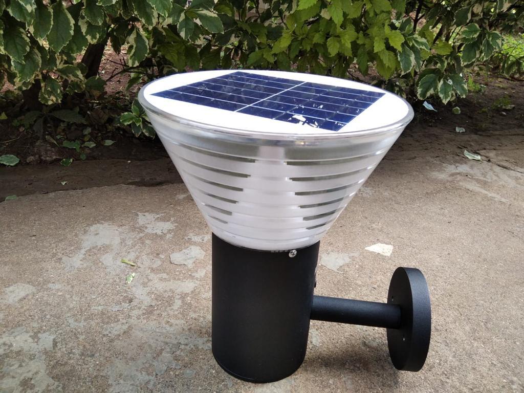 Solar Garden Light