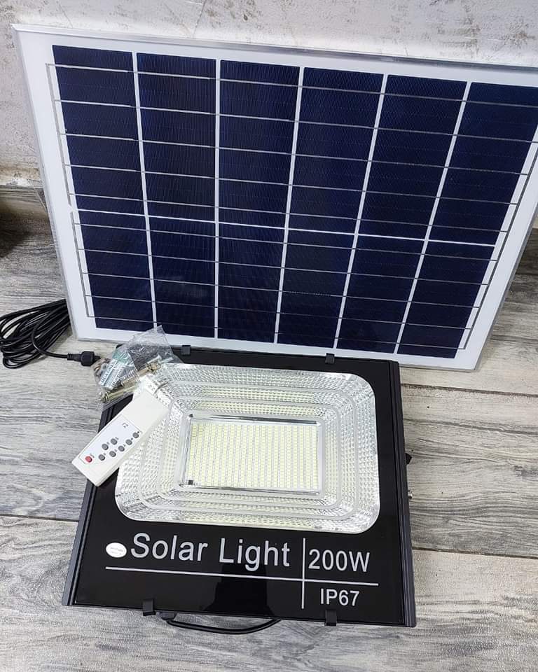 200W Solar Flood Light